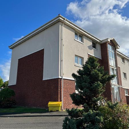 Flat Two, 212 Eaglesham Road, East Kilbride, Глазгоу Екстериор снимка